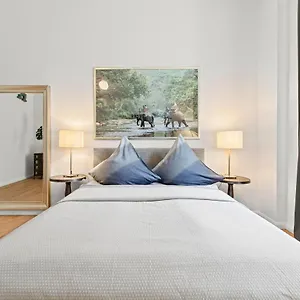 The Weichsel, 3br Up To 6 People In Friedrichshain Appartement Berlijn